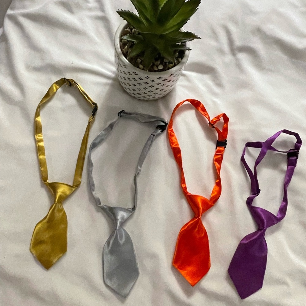 Doggie neckties